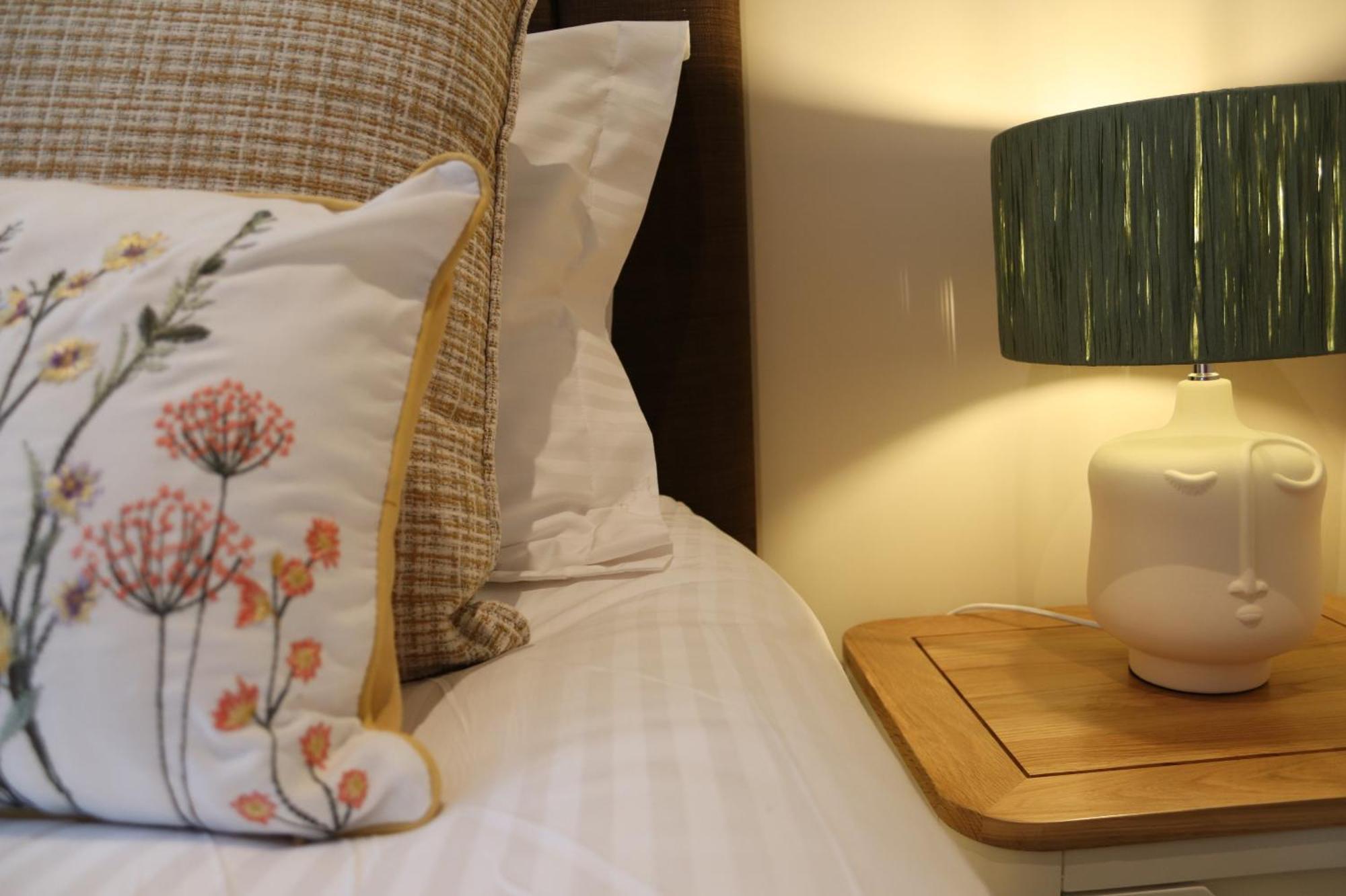 Ashbourne Luxury Suites Bagian luar foto