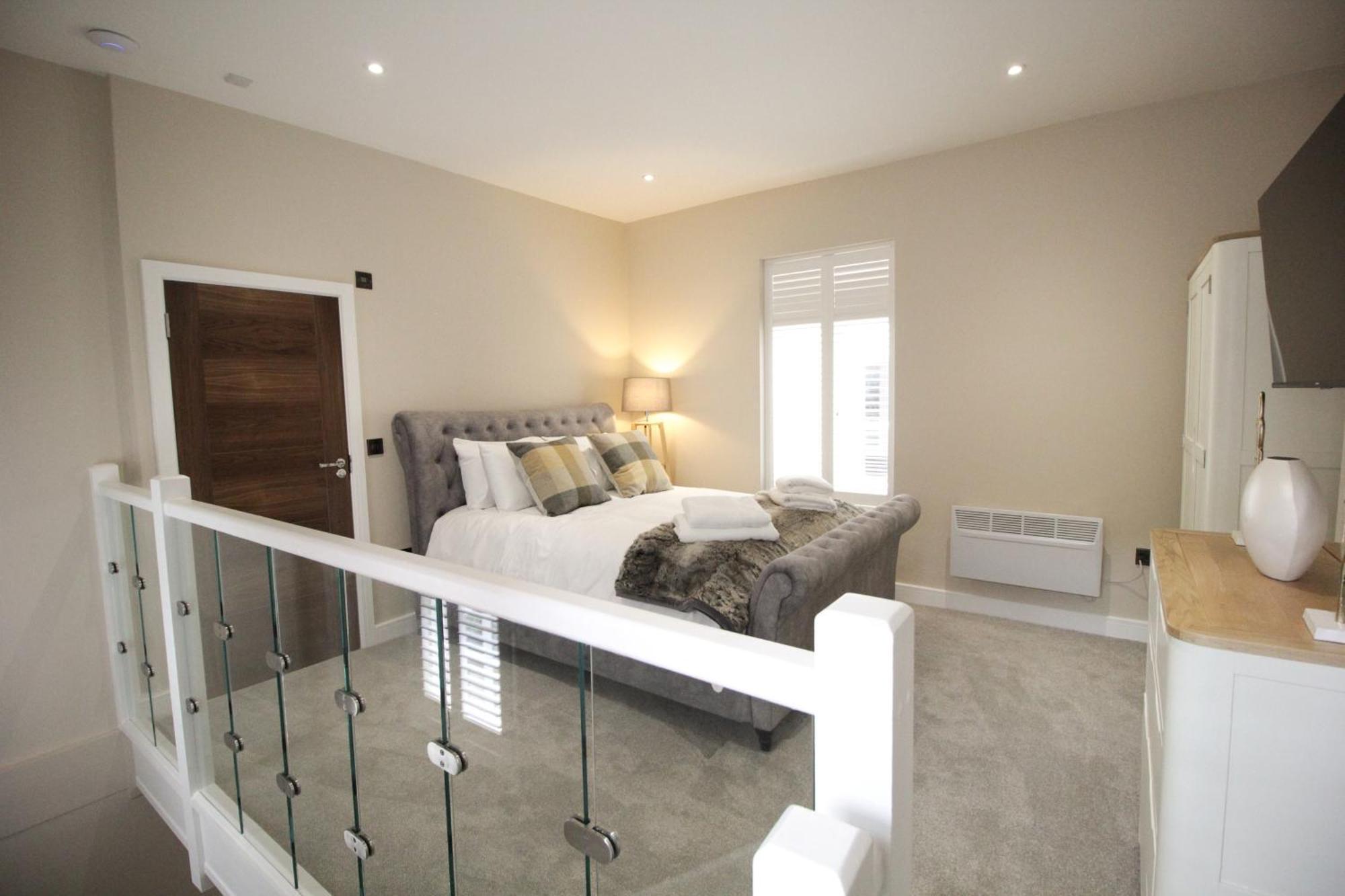 Ashbourne Luxury Suites Bagian luar foto